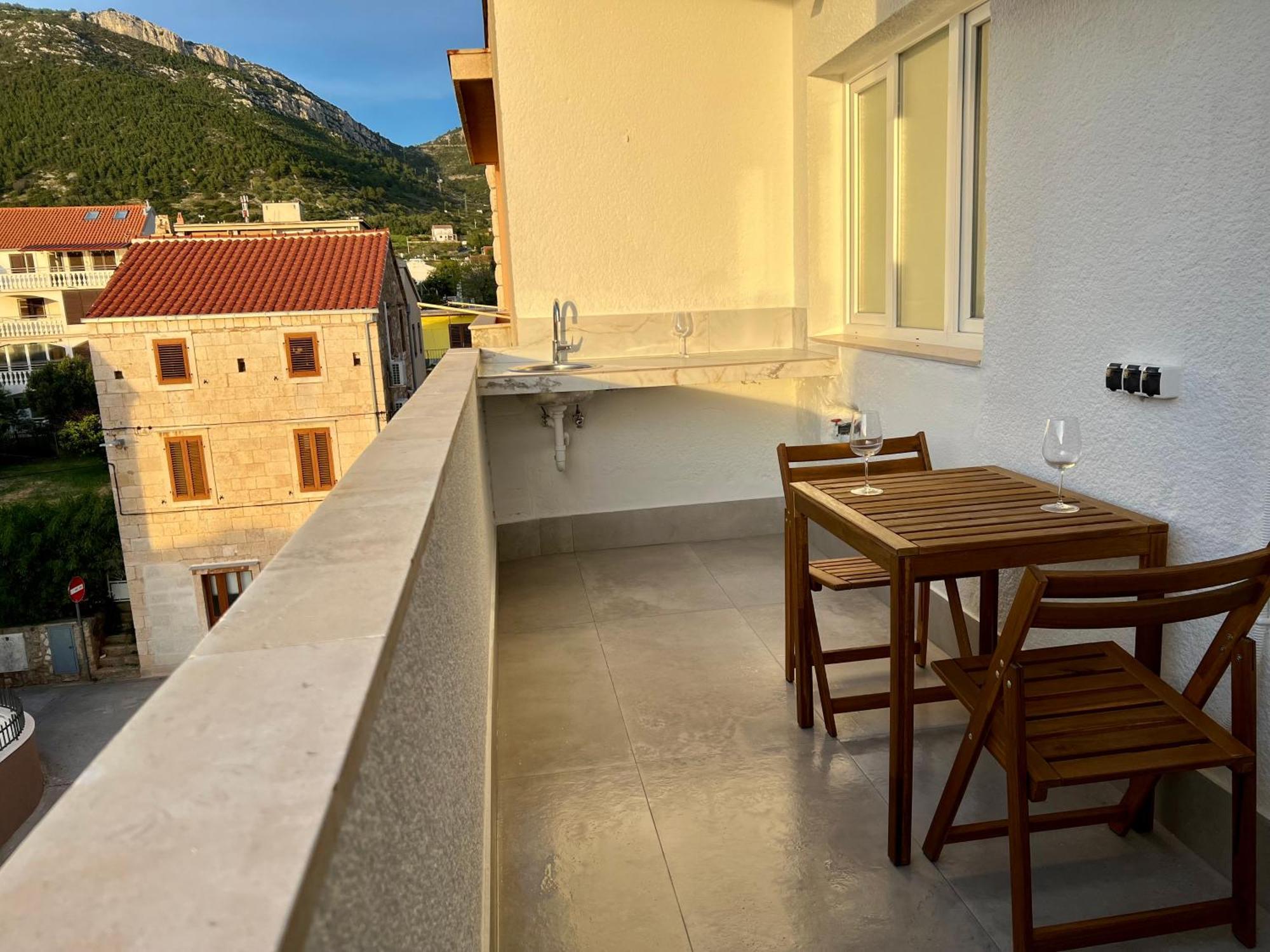 Newly Refurbished Haven * Komiza